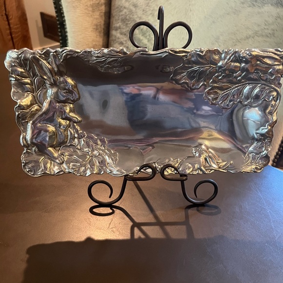 Arthur Court Bunny Tray - Picture 1 of 3